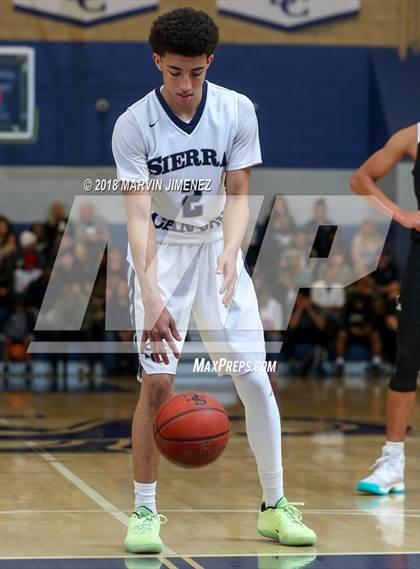 Thumbnail 2 in Foothills Christian vs Sierra Canyon (CIF Open Division Regional 1st Round) photogallery.