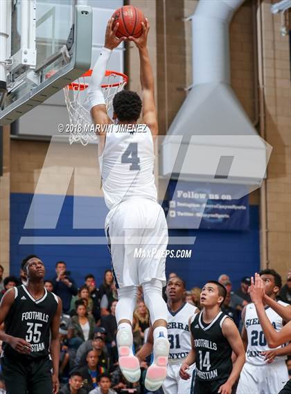 Thumbnail 1 in Foothills Christian vs Sierra Canyon (CIF Open Division Regional 1st Round) photogallery.
