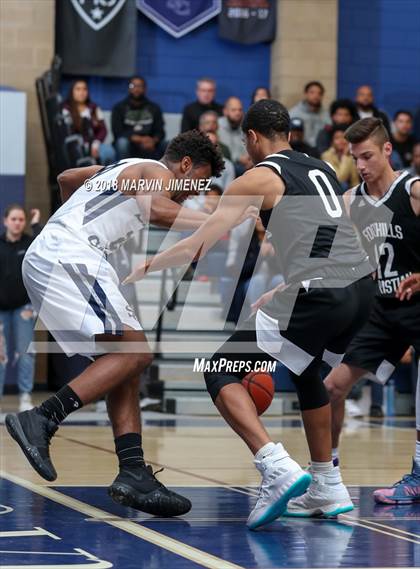 Thumbnail 3 in Foothills Christian vs Sierra Canyon (CIF Open Division Regional 1st Round) photogallery.