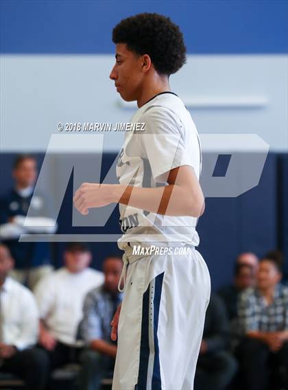 Thumbnail 1 in Foothills Christian vs Sierra Canyon (CIF Open Division Regional 1st Round) photogallery.