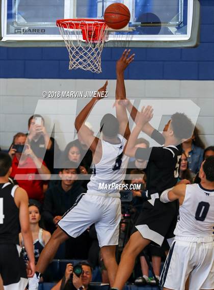 Thumbnail 1 in Foothills Christian vs Sierra Canyon (CIF Open Division Regional 1st Round) photogallery.
