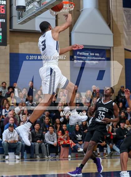 Thumbnail 2 in Foothills Christian vs Sierra Canyon (CIF Open Division Regional 1st Round) photogallery.