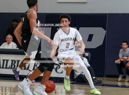 Thumbnail 2 in Foothills Christian vs Sierra Canyon (CIF Open Division Regional 1st Round) photogallery.