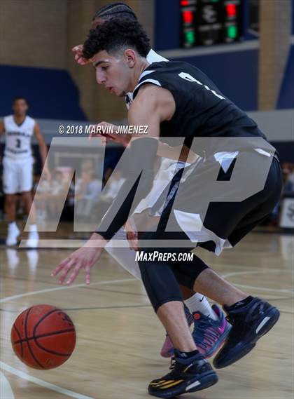 Thumbnail 3 in Foothills Christian vs Sierra Canyon (CIF Open Division Regional 1st Round) photogallery.