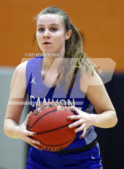 Thumbnail 3 in Canyon View vs. Casteel (Scorpion Shootout Tournament) photogallery.