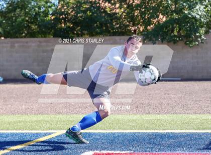 Thumbnail 1 in Prescott vs. Walden Grove (AIA 4A Semifinal) photogallery.