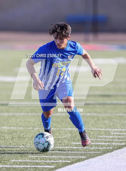 Thumbnail 1 in Prescott vs. Walden Grove (AIA 4A Semifinal) photogallery.