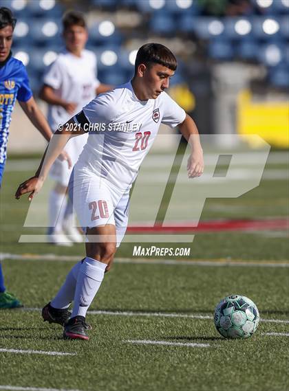 Thumbnail 2 in Prescott vs. Walden Grove (AIA 4A Semifinal) photogallery.