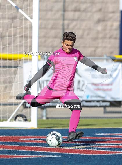 Thumbnail 3 in Prescott vs. Walden Grove (AIA 4A Semifinal) photogallery.