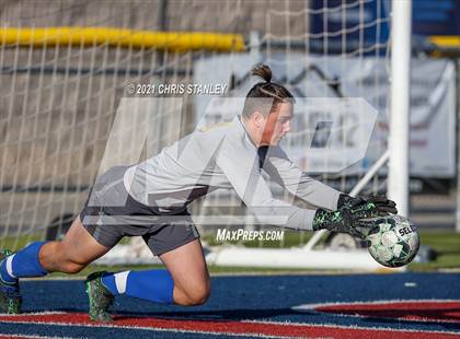 Thumbnail 3 in Prescott vs. Walden Grove (AIA 4A Semifinal) photogallery.