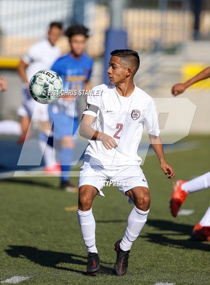 Thumbnail 3 in Prescott vs. Walden Grove (AIA 4A Semifinal) photogallery.