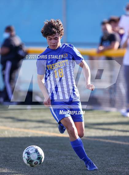 Thumbnail 3 in Prescott vs. Walden Grove (AIA 4A Semifinal) photogallery.
