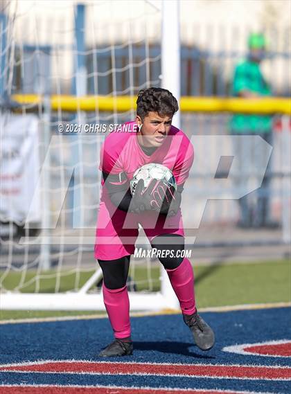 Thumbnail 3 in Prescott vs. Walden Grove (AIA 4A Semifinal) photogallery.