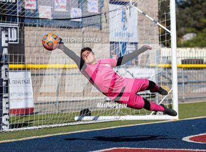 Thumbnail 2 in Prescott vs. Walden Grove (AIA 4A Semifinal) photogallery.