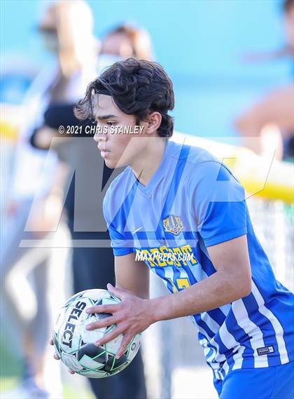 Thumbnail 3 in Prescott vs. Walden Grove (AIA 4A Semifinal) photogallery.