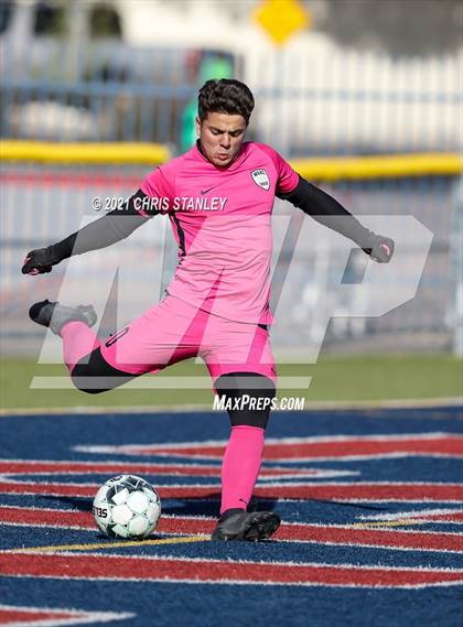 Thumbnail 2 in Prescott vs. Walden Grove (AIA 4A Semifinal) photogallery.