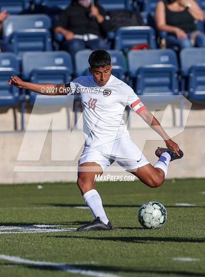 Thumbnail 1 in Prescott vs. Walden Grove (AIA 4A Semifinal) photogallery.