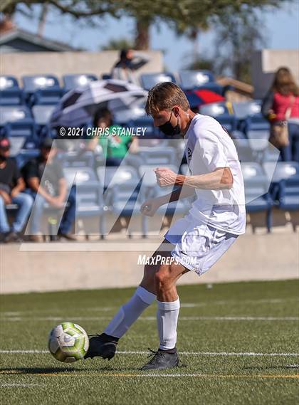 Thumbnail 2 in Prescott vs. Walden Grove (AIA 4A Semifinal) photogallery.