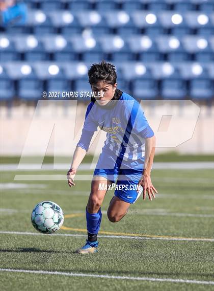 Thumbnail 1 in Prescott vs. Walden Grove (AIA 4A Semifinal) photogallery.