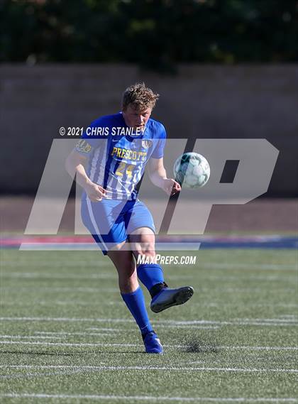 Thumbnail 3 in Prescott vs. Walden Grove (AIA 4A Semifinal) photogallery.