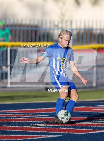 Thumbnail 1 in Prescott vs. Walden Grove (AIA 4A Semifinal) photogallery.