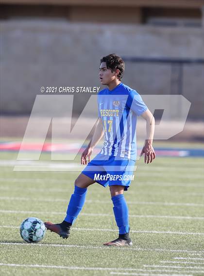 Thumbnail 2 in Prescott vs. Walden Grove (AIA 4A Semifinal) photogallery.