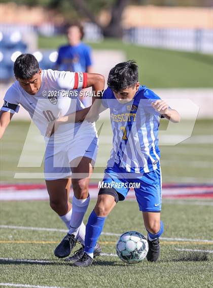 Thumbnail 1 in Prescott vs. Walden Grove (AIA 4A Semifinal) photogallery.