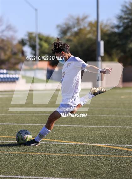 Thumbnail 3 in Prescott vs. Walden Grove (AIA 4A Semifinal) photogallery.