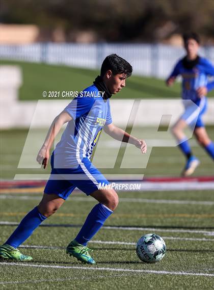 Thumbnail 2 in Prescott vs. Walden Grove (AIA 4A Semifinal) photogallery.