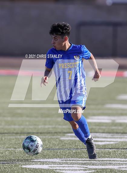 Thumbnail 1 in Prescott vs. Walden Grove (AIA 4A Semifinal) photogallery.