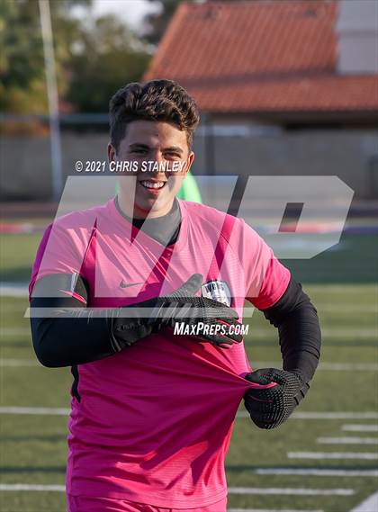 Thumbnail 1 in Prescott vs. Walden Grove (AIA 4A Semifinal) photogallery.
