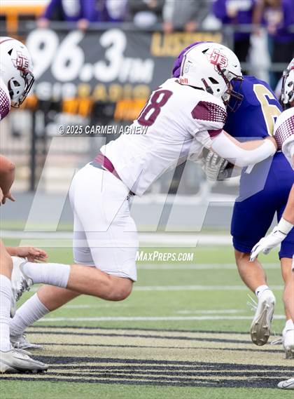 Thumbnail 3 in Shiner @ Iola (UIL 2A D2 Football Regional Semifinal) photogallery.