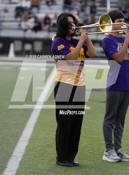 Thumbnail 2 in Shiner @ Iola (UIL 2A D2 Football Regional Semifinal) photogallery.