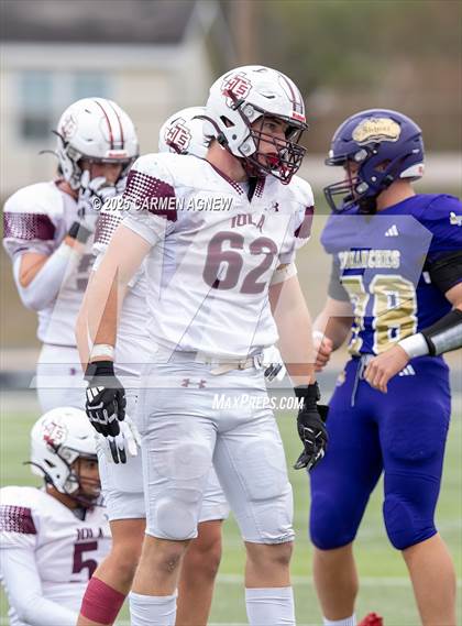 Thumbnail 1 in Shiner @ Iola (UIL 2A D2 Football Regional Semifinal) photogallery.