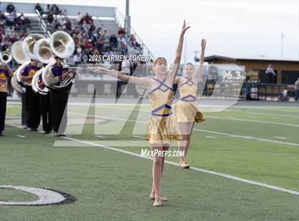 Thumbnail 3 in Shiner @ Iola (UIL 2A D2 Football Regional Semifinal) photogallery.