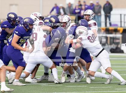 Thumbnail 1 in Shiner @ Iola (UIL 2A D2 Football Regional Semifinal) photogallery.