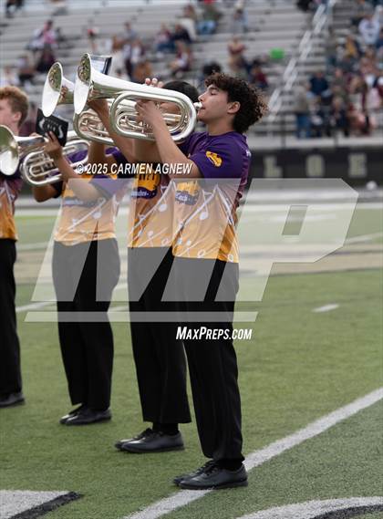 Thumbnail 1 in Shiner @ Iola (UIL 2A D2 Football Regional Semifinal) photogallery.