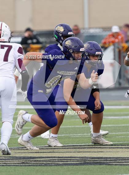 Thumbnail 2 in Shiner @ Iola (UIL 2A D2 Football Regional Semifinal) photogallery.