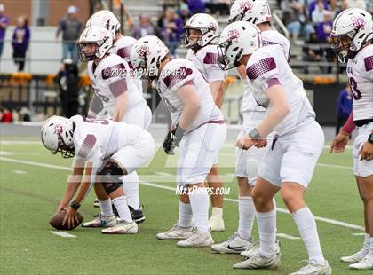 Thumbnail 3 in Shiner @ Iola (UIL 2A D2 Football Regional Semifinal) photogallery.