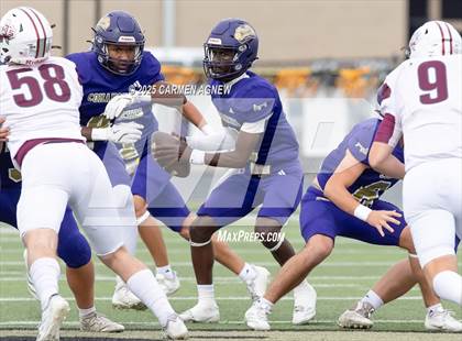 Thumbnail 1 in Shiner @ Iola (UIL 2A D2 Football Regional Semifinal) photogallery.