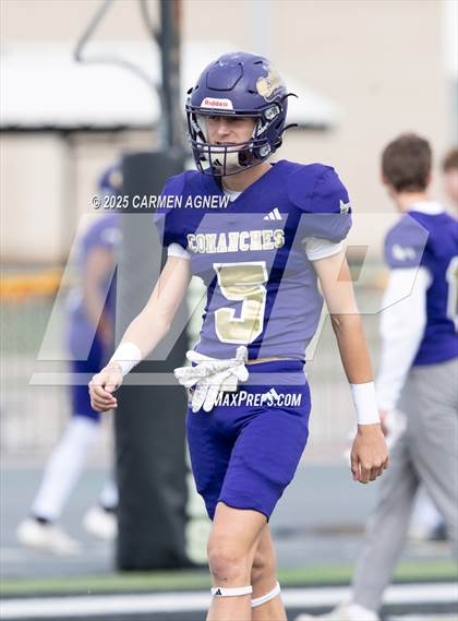 Thumbnail 1 in Shiner @ Iola (UIL 2A D2 Football Regional Semifinal) photogallery.