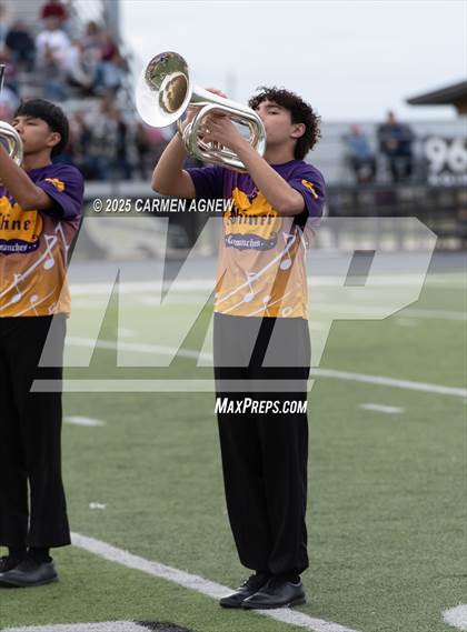 Thumbnail 2 in Shiner @ Iola (UIL 2A D2 Football Regional Semifinal) photogallery.