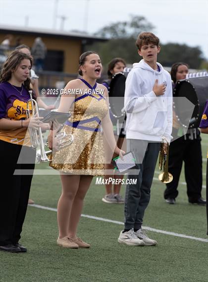 Thumbnail 3 in Shiner @ Iola (UIL 2A D2 Football Regional Semifinal) photogallery.