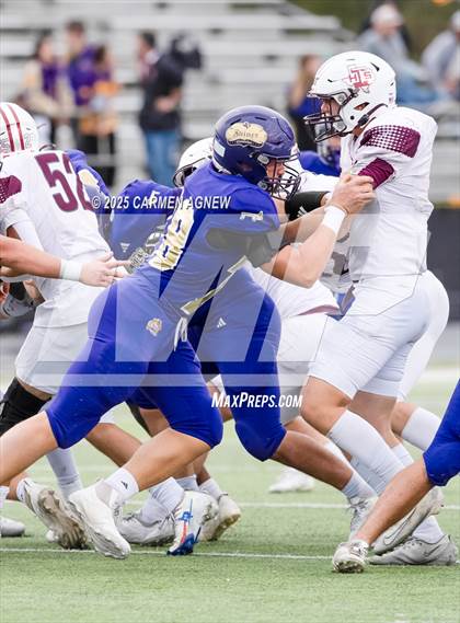Thumbnail 2 in Shiner @ Iola (UIL 2A D2 Football Regional Semifinal) photogallery.