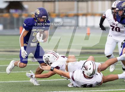 Thumbnail 3 in Shiner @ Iola (UIL 2A D2 Football Regional Semifinal) photogallery.