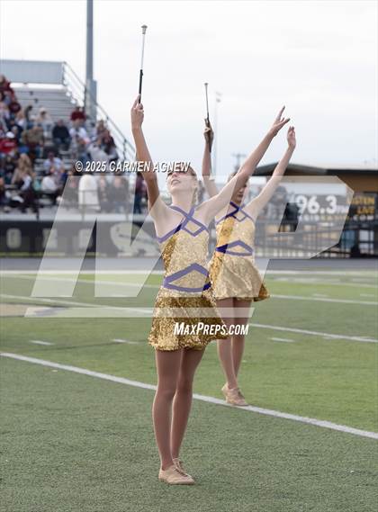 Thumbnail 1 in Shiner @ Iola (UIL 2A D2 Football Regional Semifinal) photogallery.