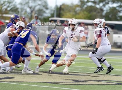 Thumbnail 2 in Shiner @ Iola (UIL 2A D2 Football Regional Semifinal) photogallery.