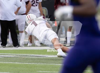 Thumbnail 2 in Shiner @ Iola (UIL 2A D2 Football Regional Semifinal) photogallery.