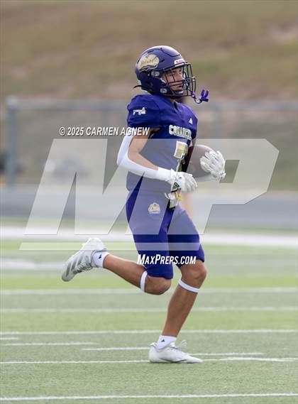 Thumbnail 3 in Shiner @ Iola (UIL 2A D2 Football Regional Semifinal) photogallery.