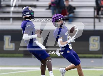 Thumbnail 1 in Shiner @ Iola (UIL 2A D2 Football Regional Semifinal) photogallery.